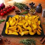 Пикантни картофи - плато 600гр.